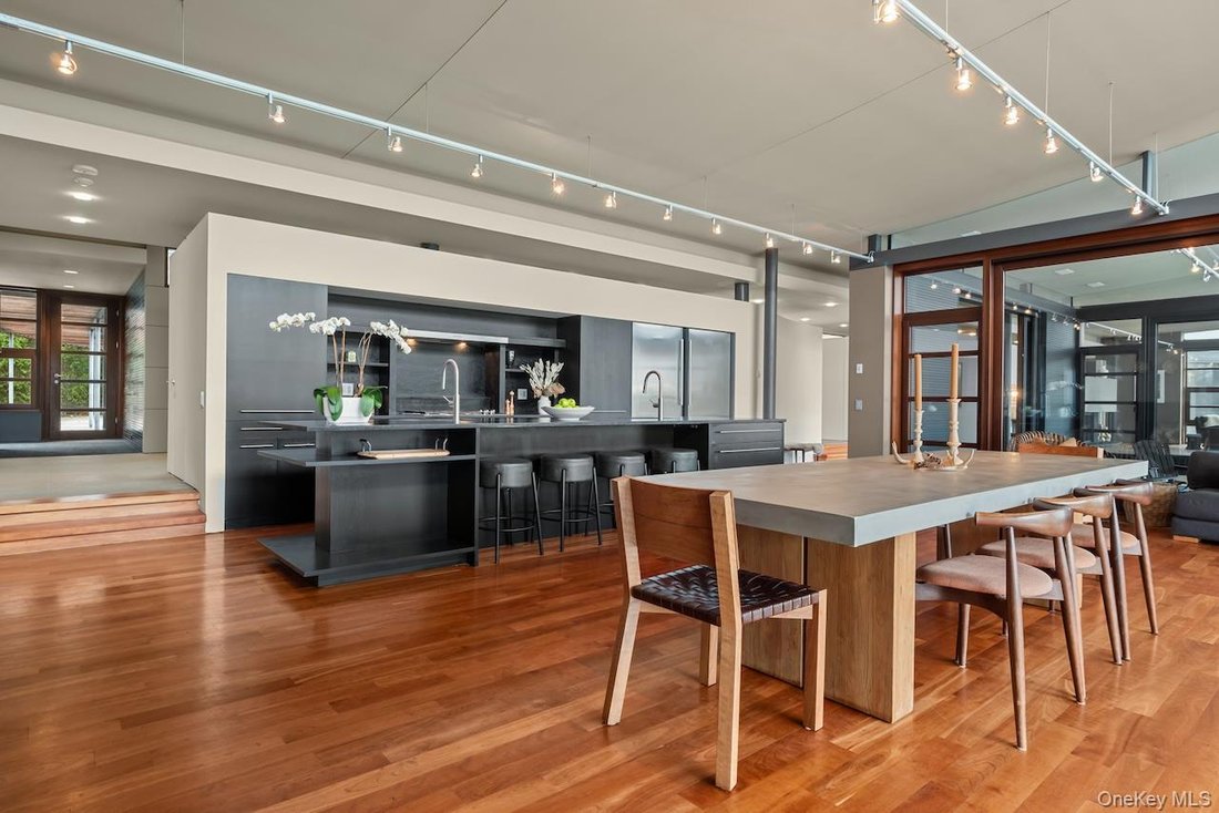House in Great Barrington, Massachusetts, United States 3 - 17651833