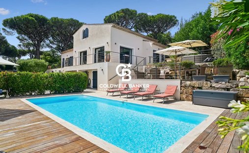 Villa in Nartelle-Noyer-Bellevue-bd des Sardinaux, Sainte-Maxime, France 1