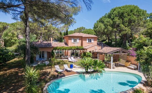 Villa in Centre ville, Saint-Raphaël, France 1