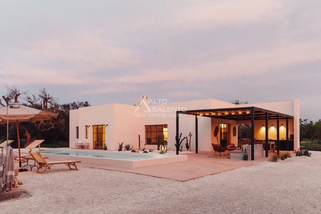 Villa in San Vito dei Normanni, Apulia, Italy 2 - 18112595