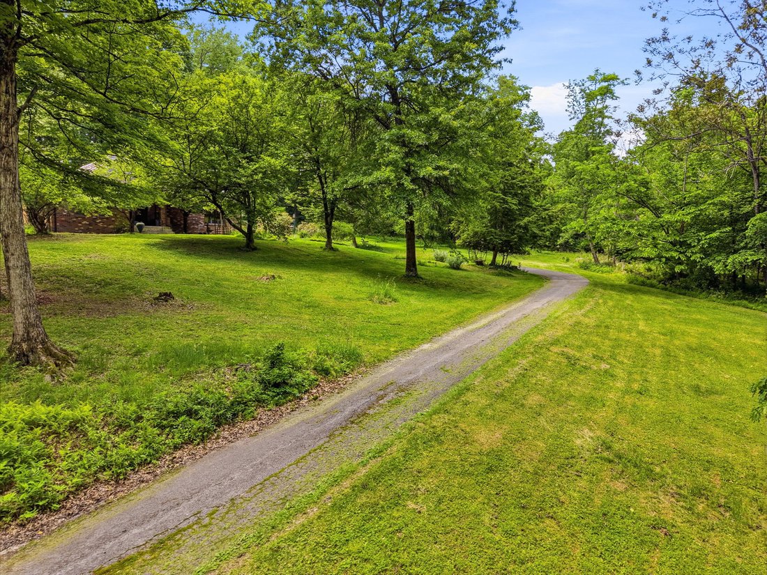 House in Eighty Four, Pennsylvania, United States 2 - 17325691