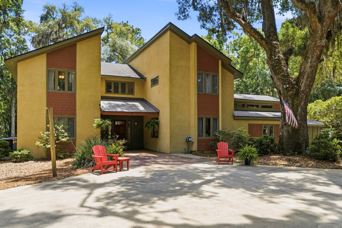 House in St. Simons, Georgia, United States 1 - 18111254