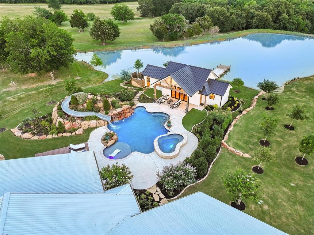 House in Pottsboro, Texas, United States 1 - 18114141