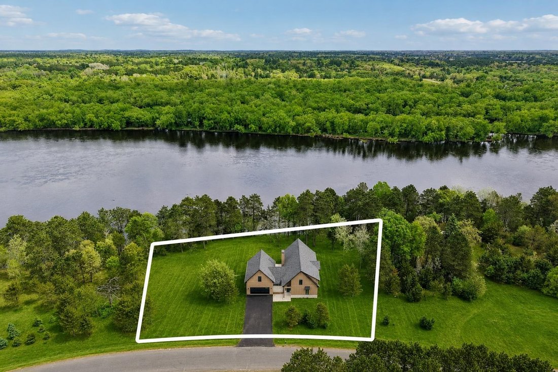 House in Lyndon Station, Wisconsin, United States 2 - 18113763