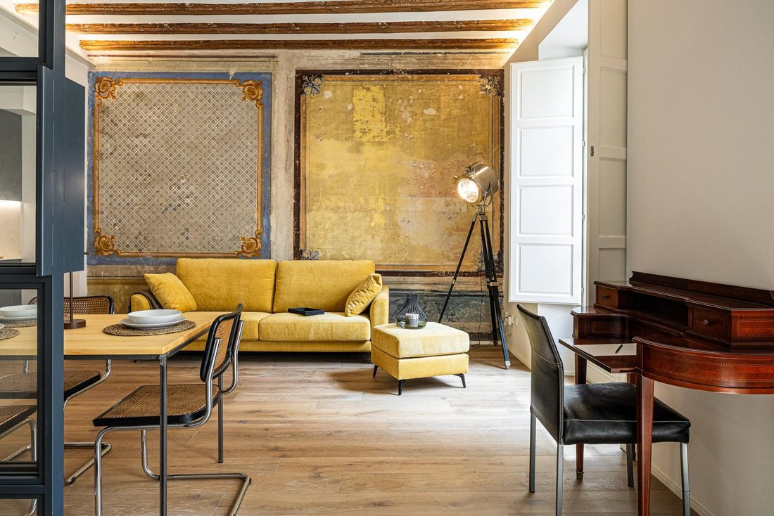 Apartment in Ciutat Vella, Barcelona, Spain 2 - 14280655