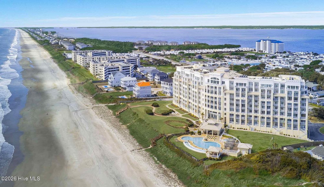 Condo in Pine Knoll Shores, North Carolina, United States 1 - 18113092