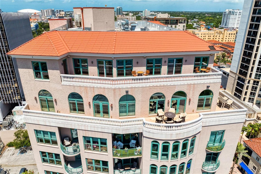 Condo in St. Petersburg, Florida, United States 5 - 18114196