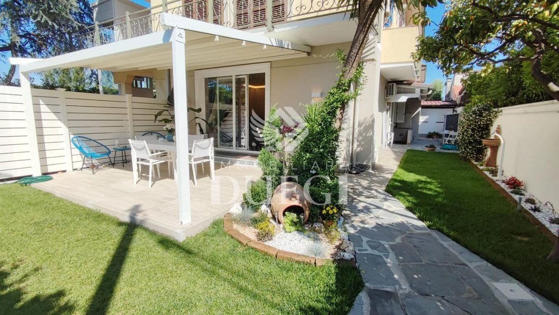 Villa in Lido di Camaiore, Camaiore, Tuscany 2 - 18113647