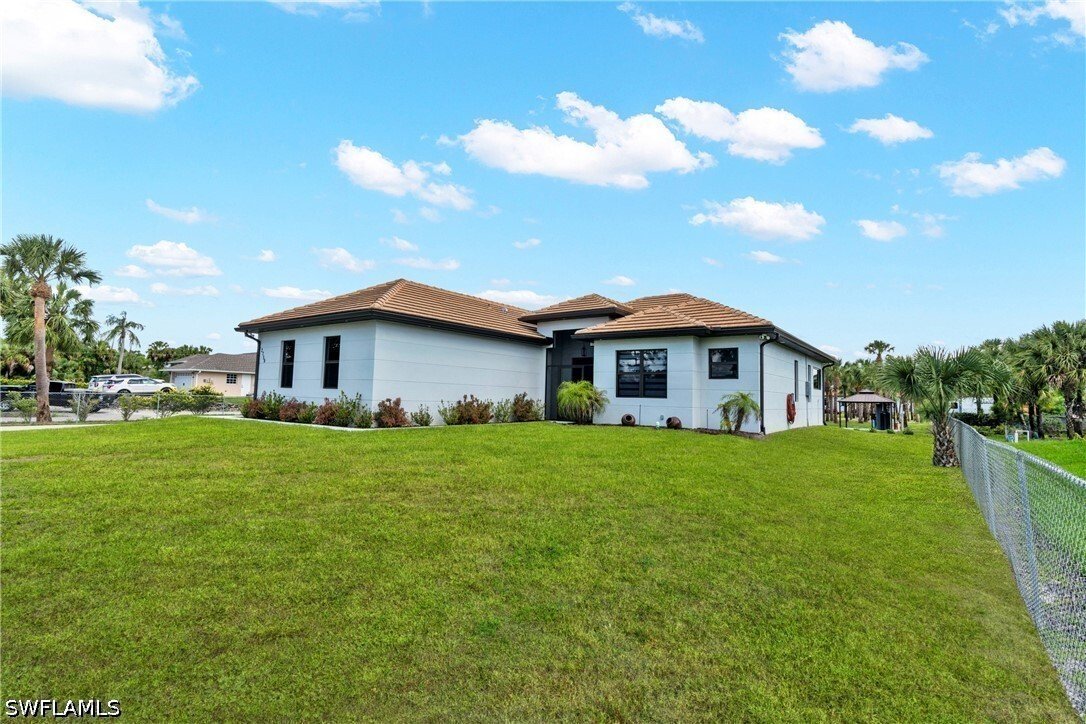 House in Naples, Florida, United States 2 - 18114080