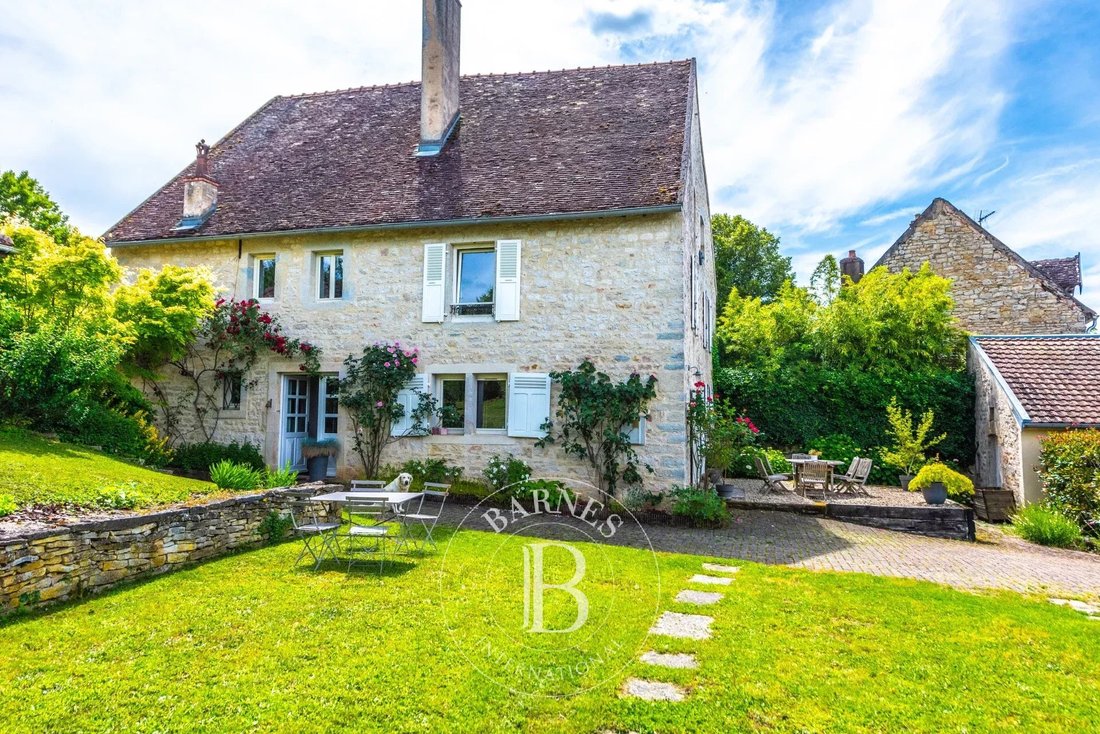 Townhouse in Zone Portuaire-Le Boichot, Dole, France 2 - 16960812