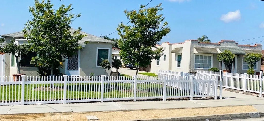 Hawthorne, California, United States 1 - 18112861