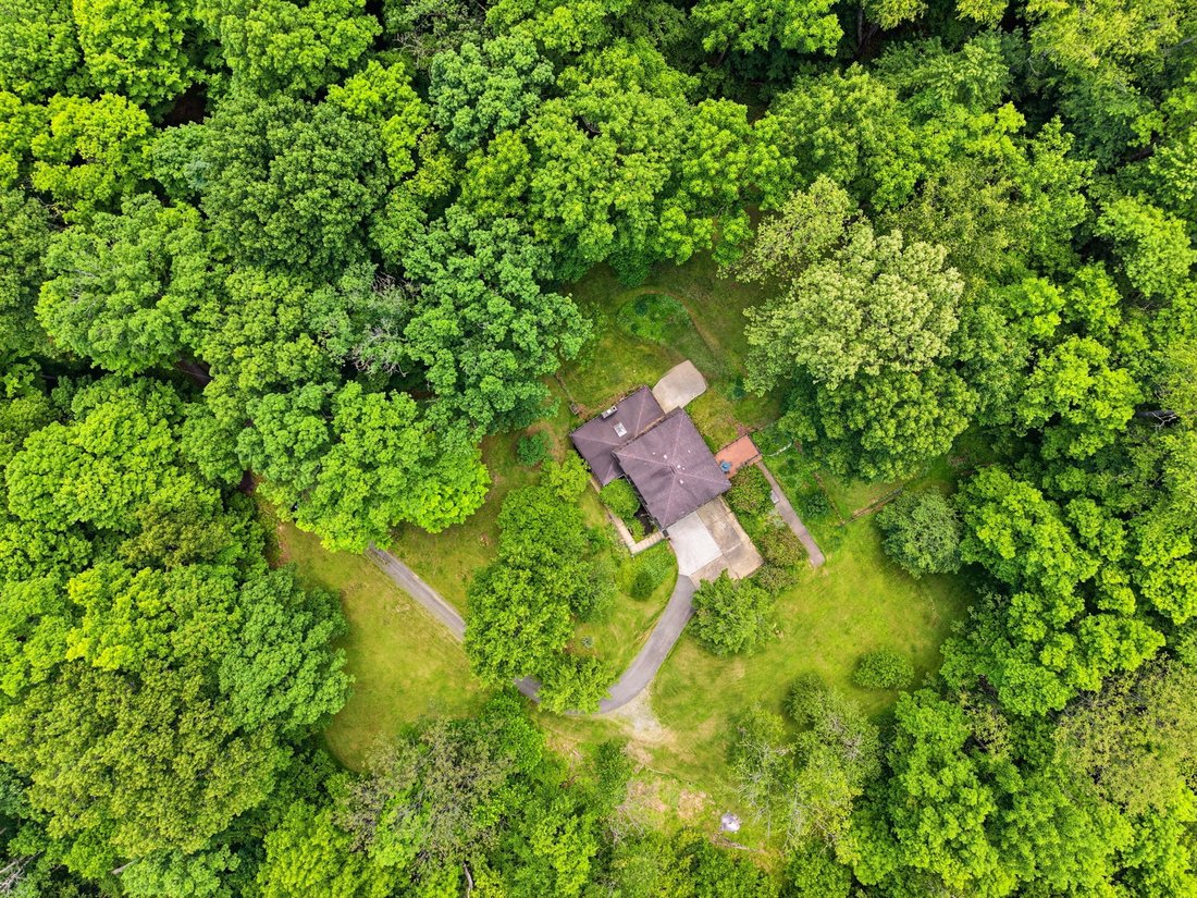 House in Eighty Four, Pennsylvania, United States 3 - 17325691