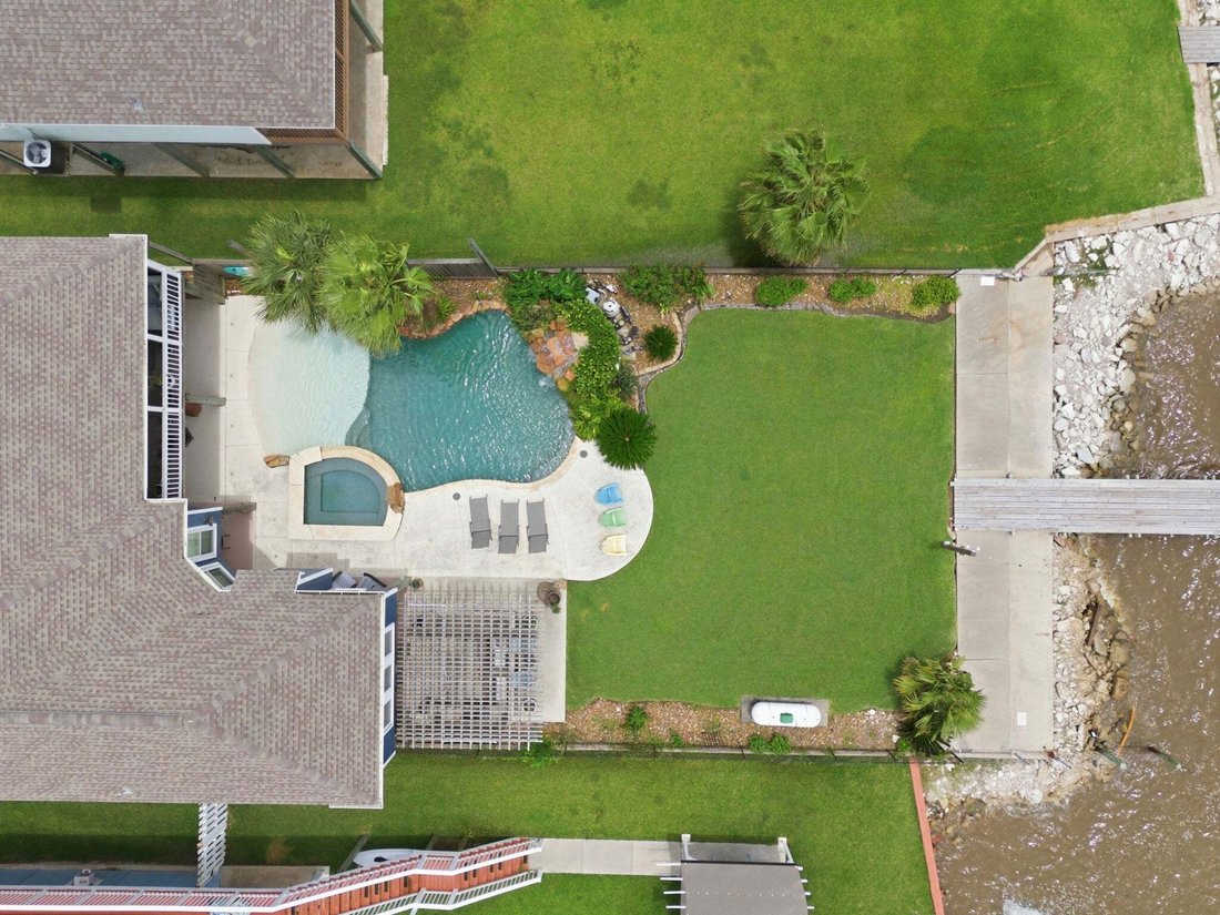 House in San Leon, Texas, United States 3 - 18111039