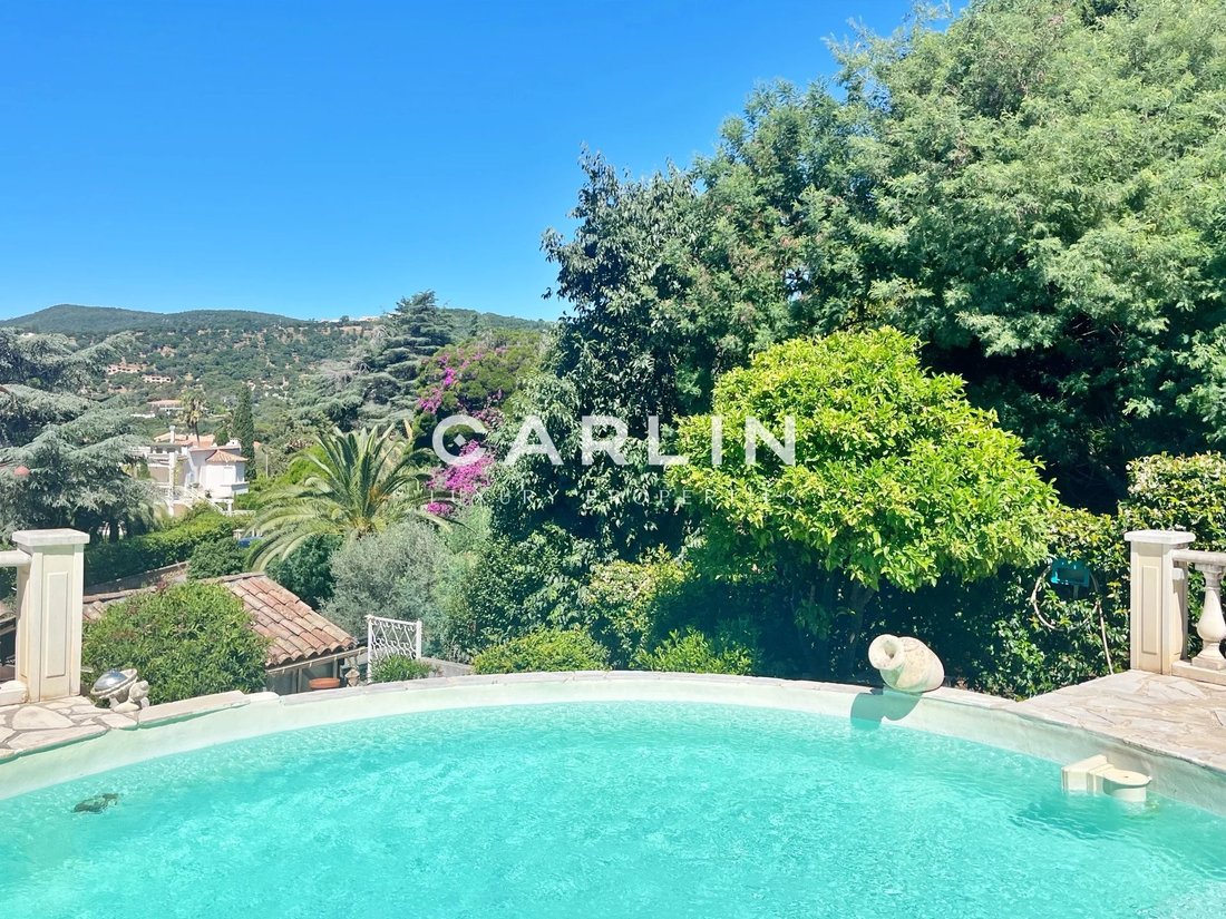 Villa in La Croix-Valmer, Provence-Alpes-Côte d'Azur, France 3 - 18111401