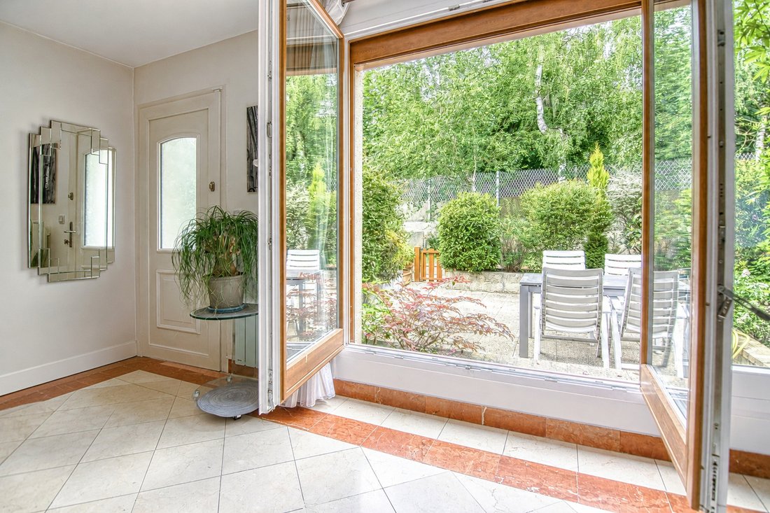 Villa in Notre Dame, Versailles, France 5 - 18111665