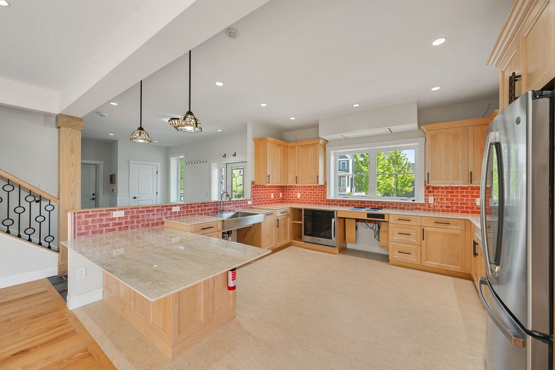 House in South Burlington, Vermont, United States 5 - 18111225