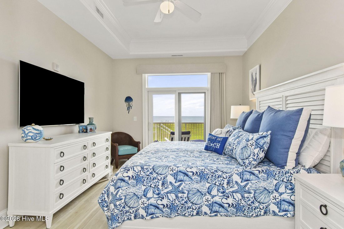 Condo in Pine Knoll Shores, North Carolina, United States 3 - 18113092