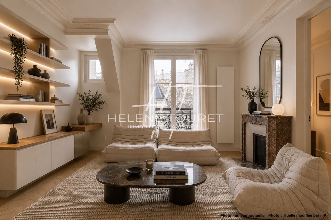 Apartment in Montorgueil-Saint Denis, Paris 2e Arrondissement, Paris 1 - 17471520