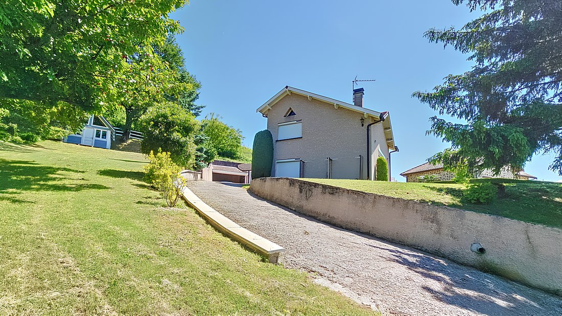 House in Luzinay, Auvergne-Rhône-Alpes, France 3 - 17899526