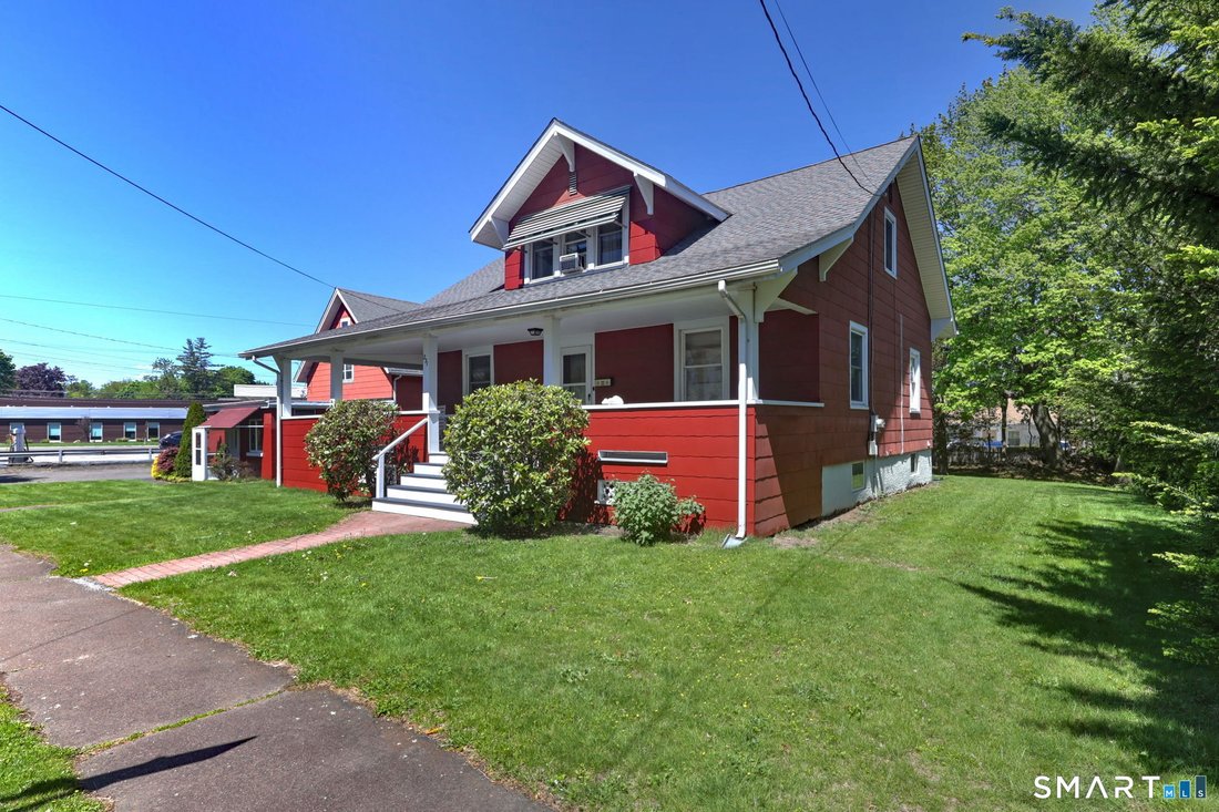 House in Milford, Connecticut, United States 2 - 18113886