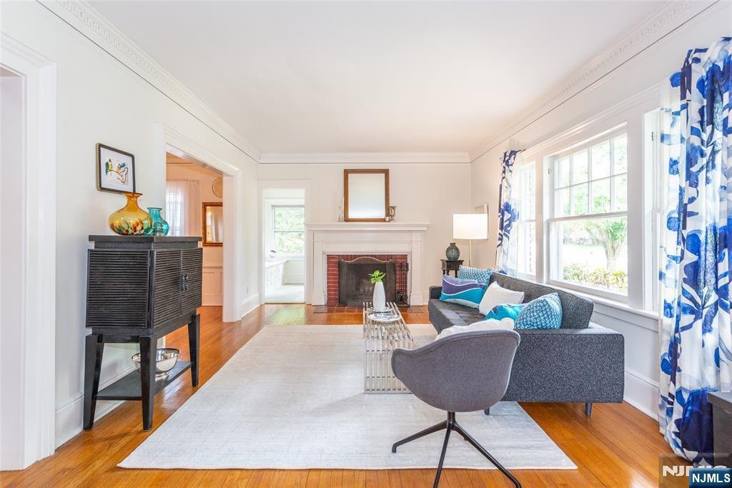 House in Montclair, New Jersey, United States 3 - 18112905