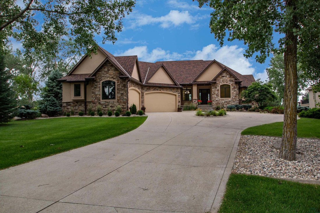 House in Dakota Dunes, South Dakota, United States 1 - 17782184