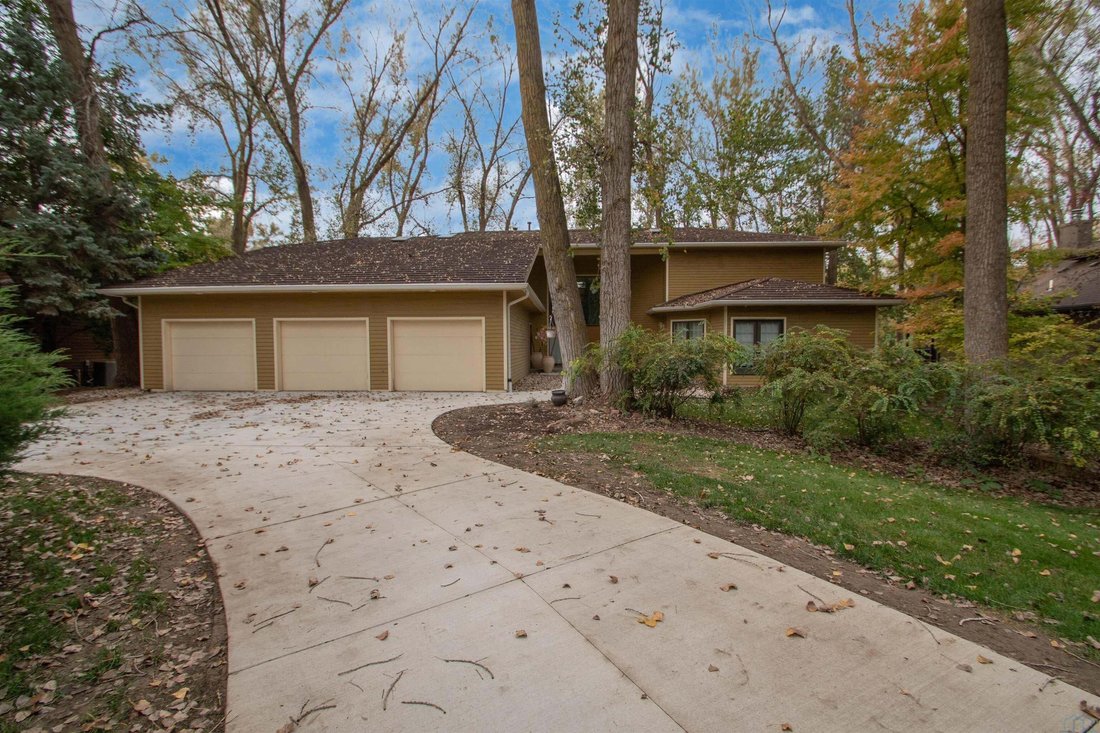 House in Dakota Dunes, South Dakota, United States 1 - 17423519