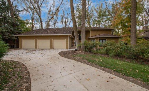 House in Dakota Dunes, South Dakota, United States 1