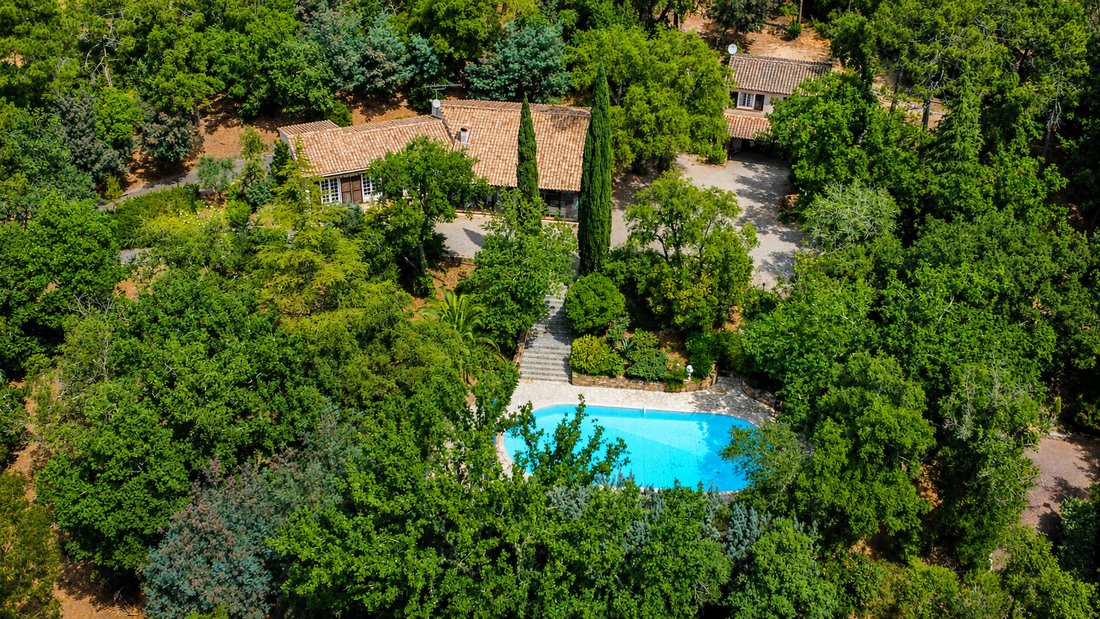 Villa in Partie Nord-Ferrieres-Cadenades-Rouviere, Le Muy, France 4 - 18107207