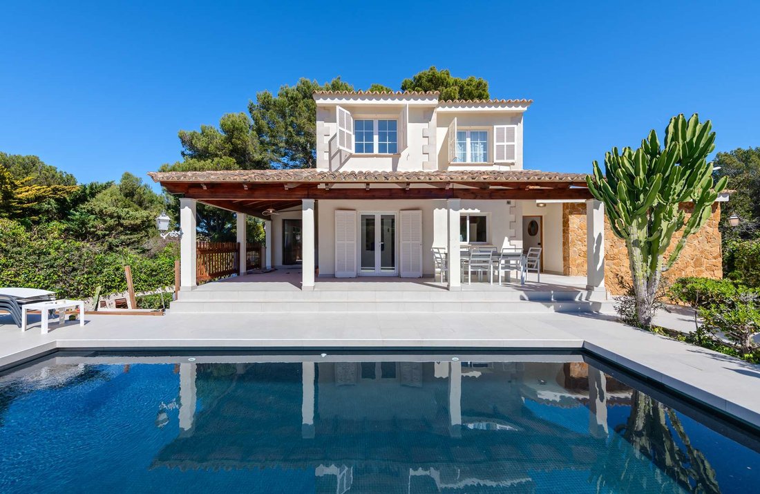 Villa in Rotes Velles, Calvia, Balearic Islands 1 - 18110290