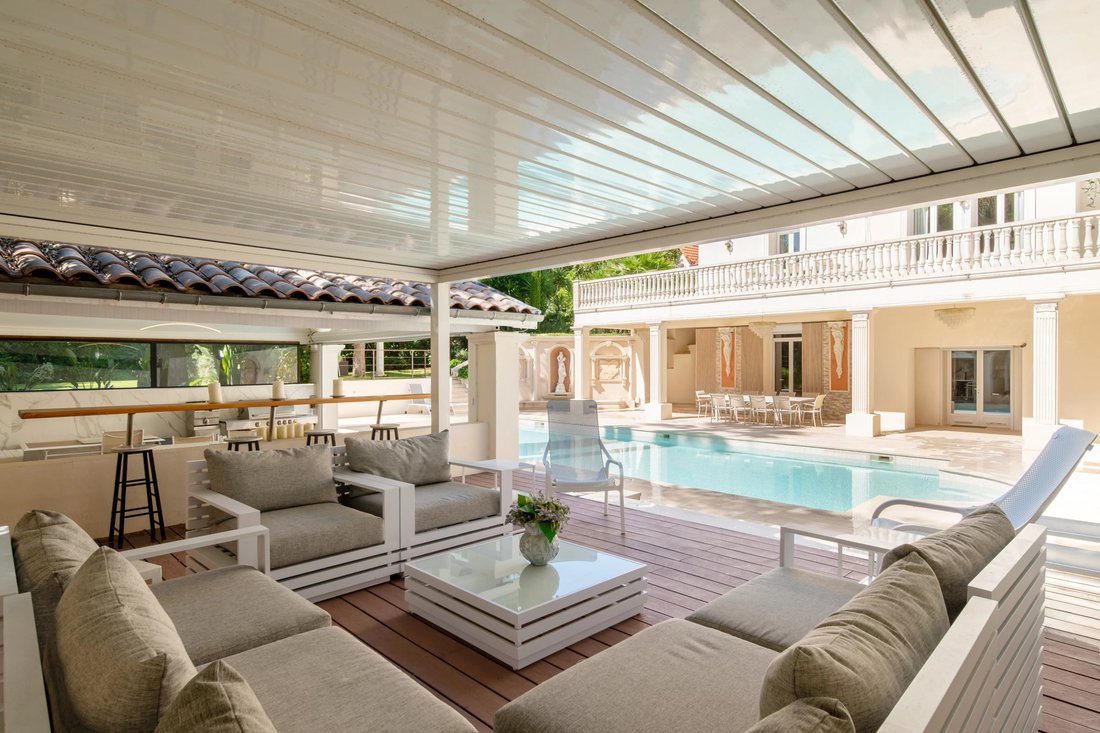 Villa in Saint Nicolas, Cannes, France 1 - 18111352