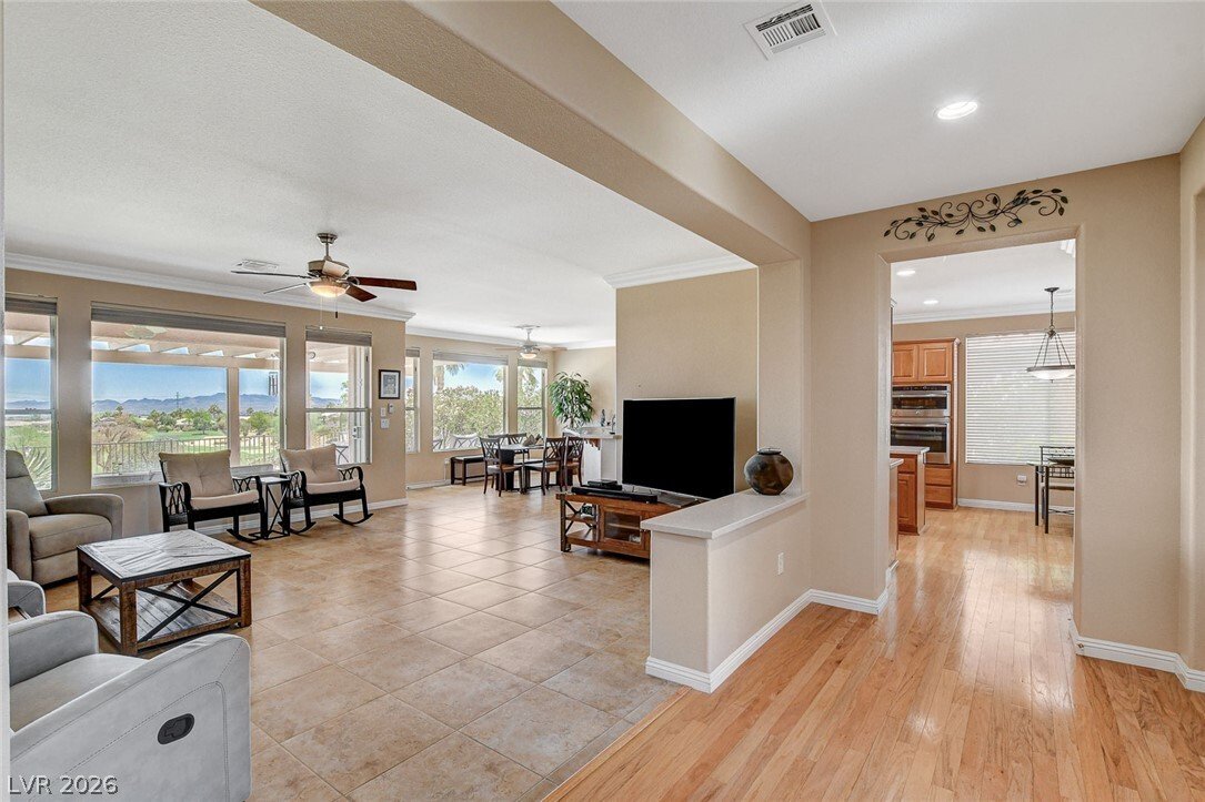 House in Las Vegas, Nevada, United States 4 - 18112758