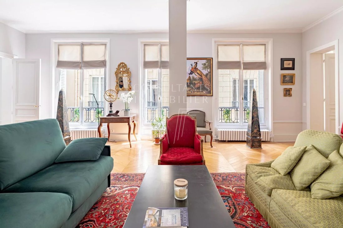 Apartment in Courcelles-Wagram, Paris 17e Arrondissement, Paris 4 - 18111368