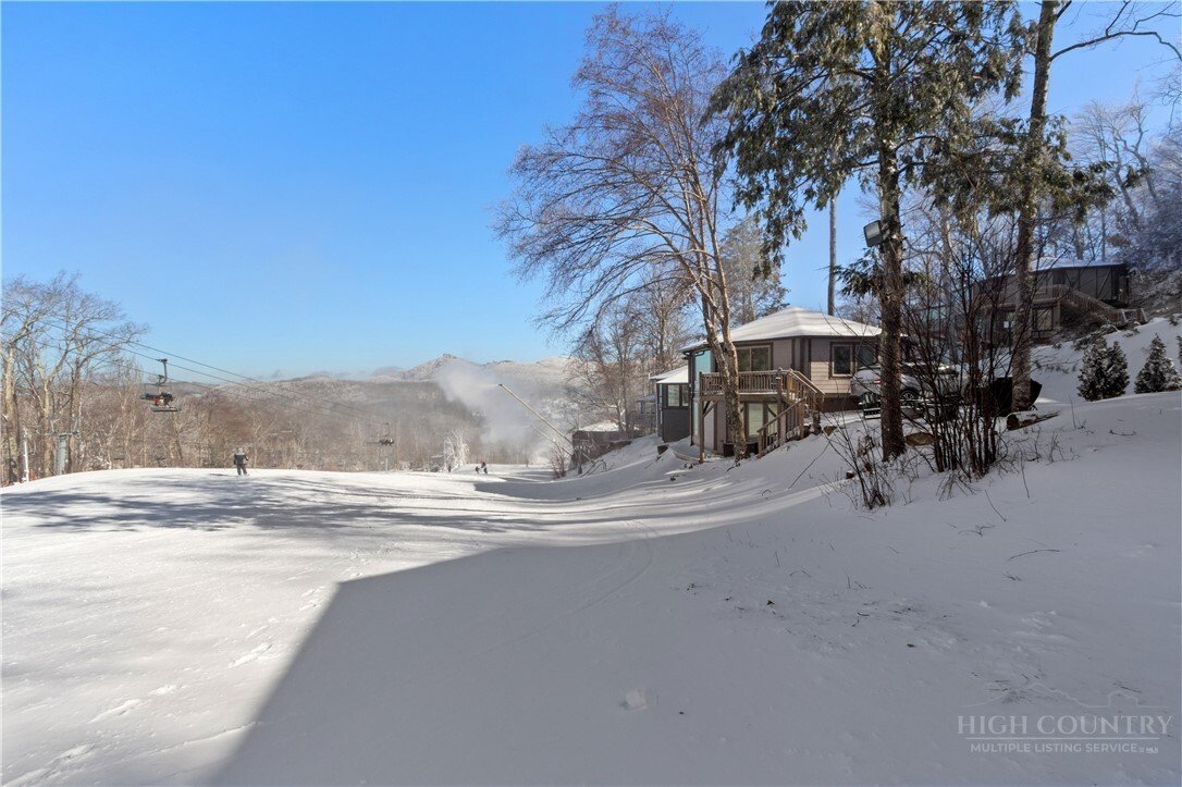 House in Banner Elk, North Carolina, United States 2 - 18113576