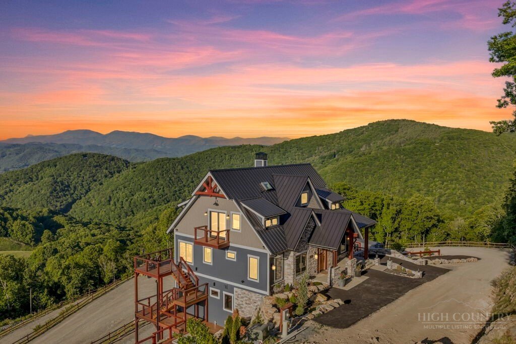 House in Zionville, North Carolina, United States 4 - 16370743