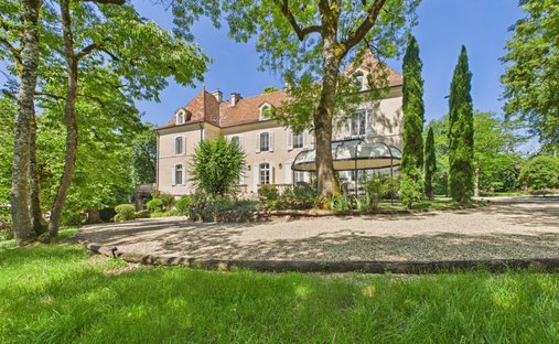 Casa a Issigeac, Nuova Aquitania, Francia 1
