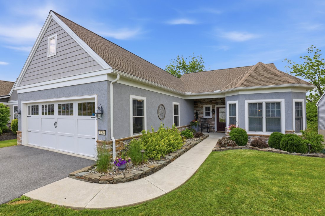 House in Lebanon, Pennsylvania, United States 1 - 18111479