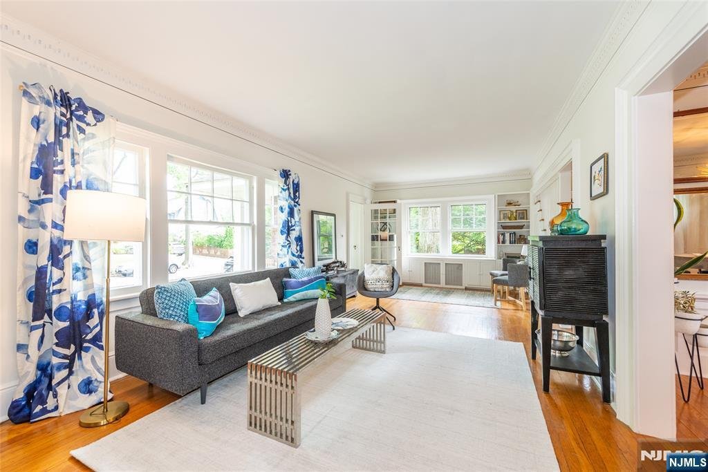 House in Montclair, New Jersey, United States 4 - 18112905