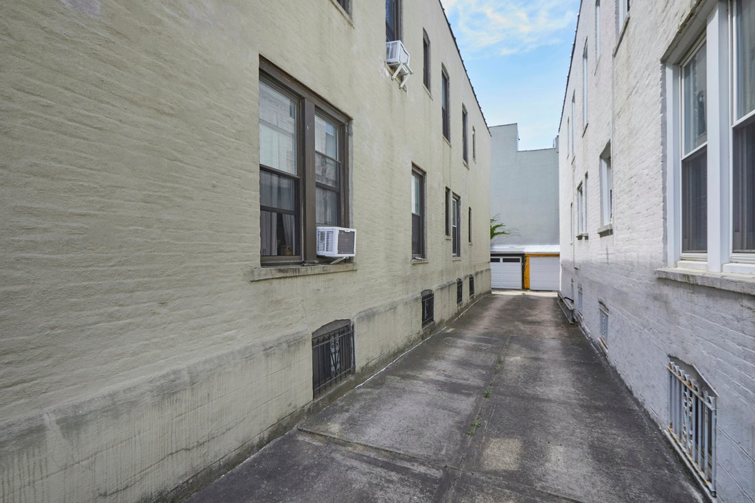 Townhouse in New York, New York, United States 4 - 18030678