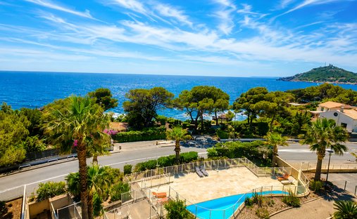Apartment in Le Dramont-Agay-Anthéor-Le Trayas, Saint-Raphaël, France 1