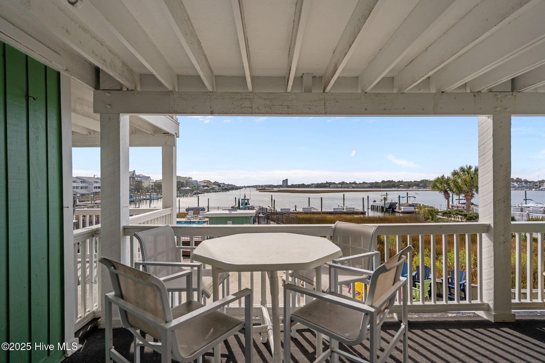 Condo in Carolina Beach, North Carolina, United States 2 - 18114818