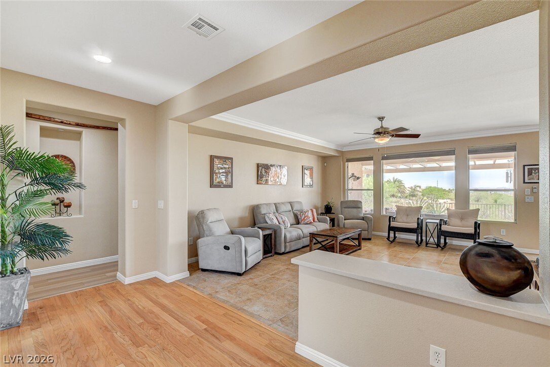 House in Las Vegas, Nevada, United States 5 - 18112758