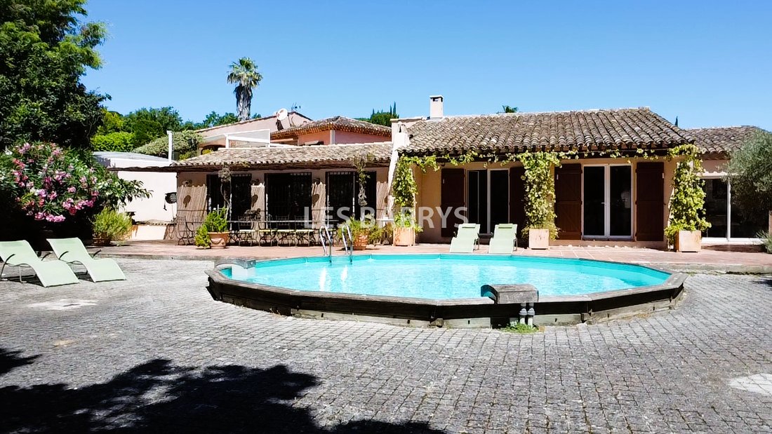 Villa in Gassin, Provence-Alpes-Côte d'Azur, France 2 - 17091744