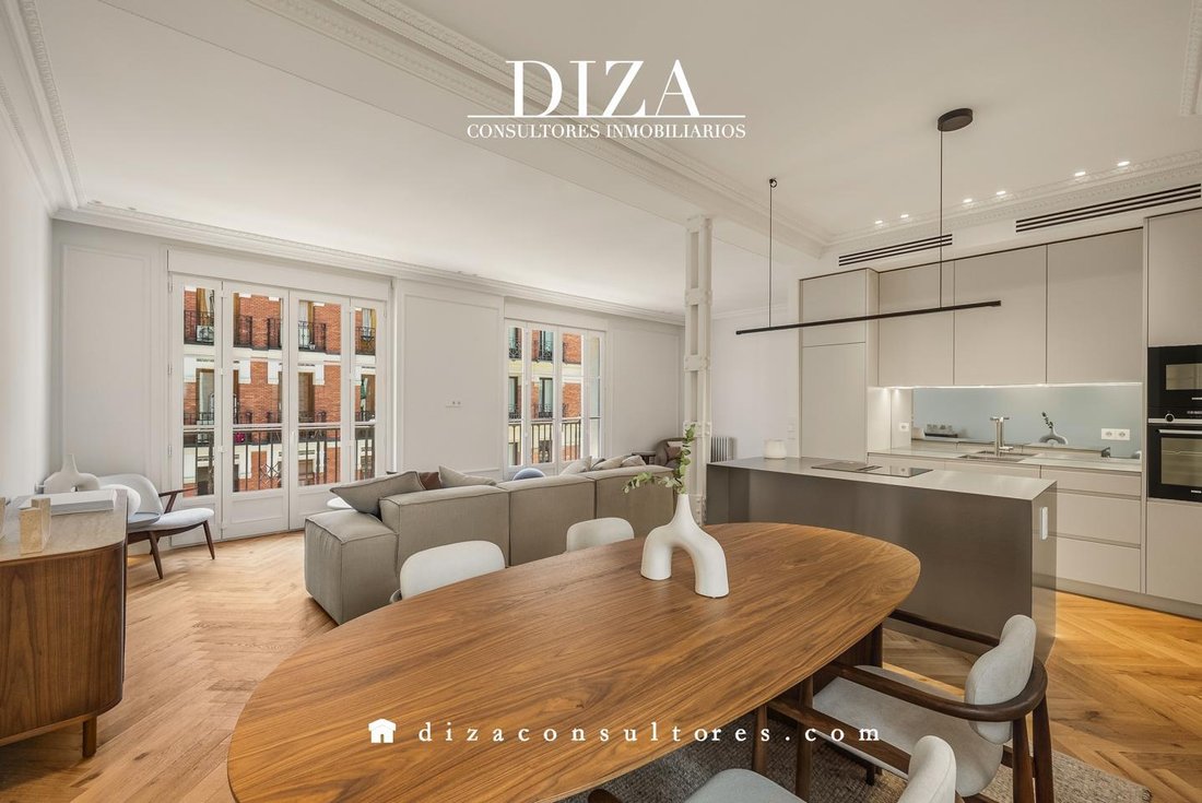 Apartment in Chamberi, Madrid, Spain 2 - 18111295