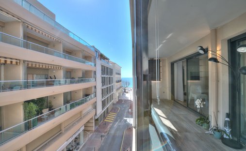 Apartment in Iscles, Saint-Raphaël, France 1