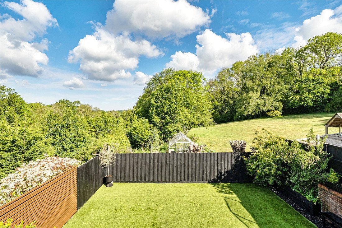 House in Badgers Mount, Sevenoaks, England 3 - 18110921