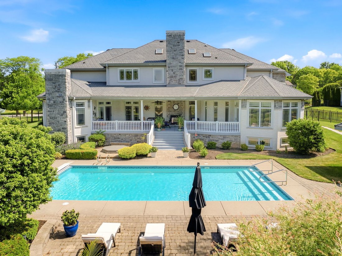 House in New Lenox, Illinois, United States 3 - 18113847