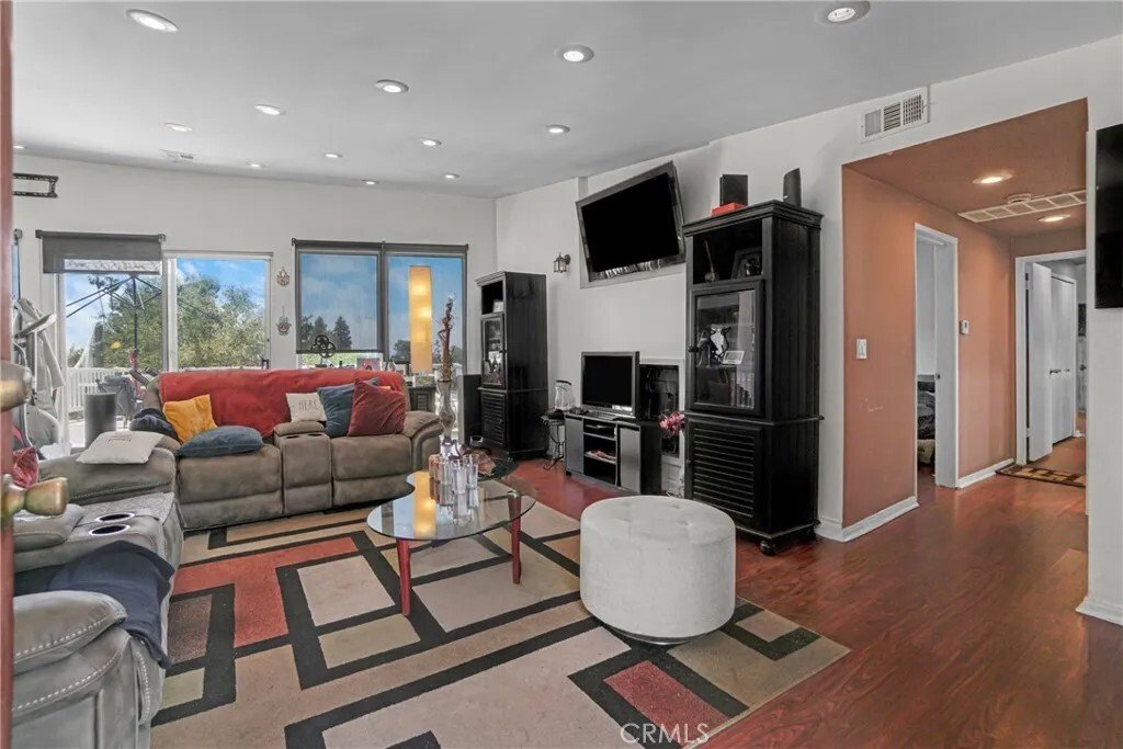 House in Los Angeles, California, United States 5 - 18112827