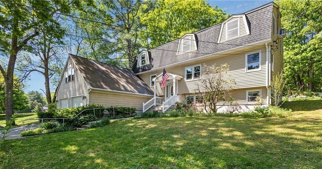 House in Smithfield, Rhode Island, United States 1 - 18113949