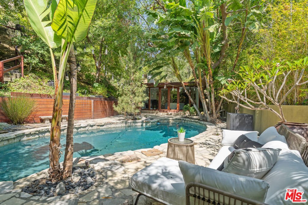 House in Los Angeles, California, United States 3 - 18112627